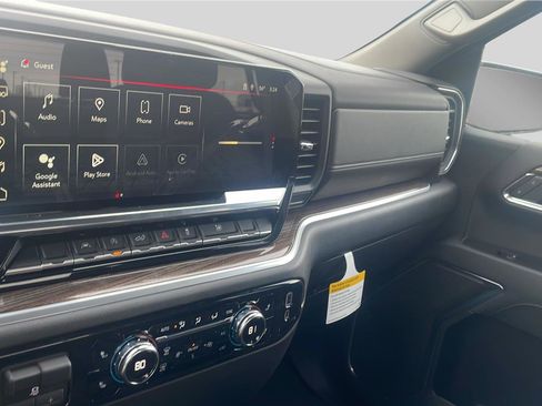 New 2026 GMC Sierra 1500 Elevation image 11