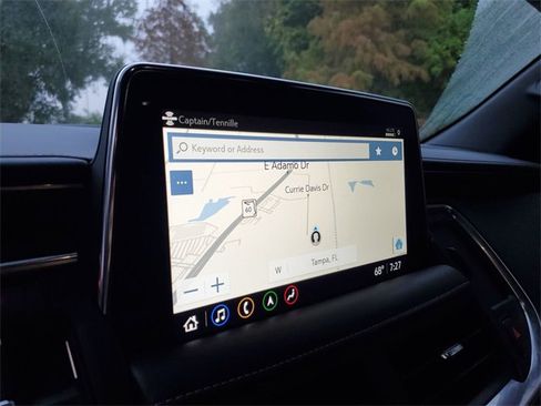 Used 2021 Chevrolet Tahoe Premier w/ Premium Package image 25