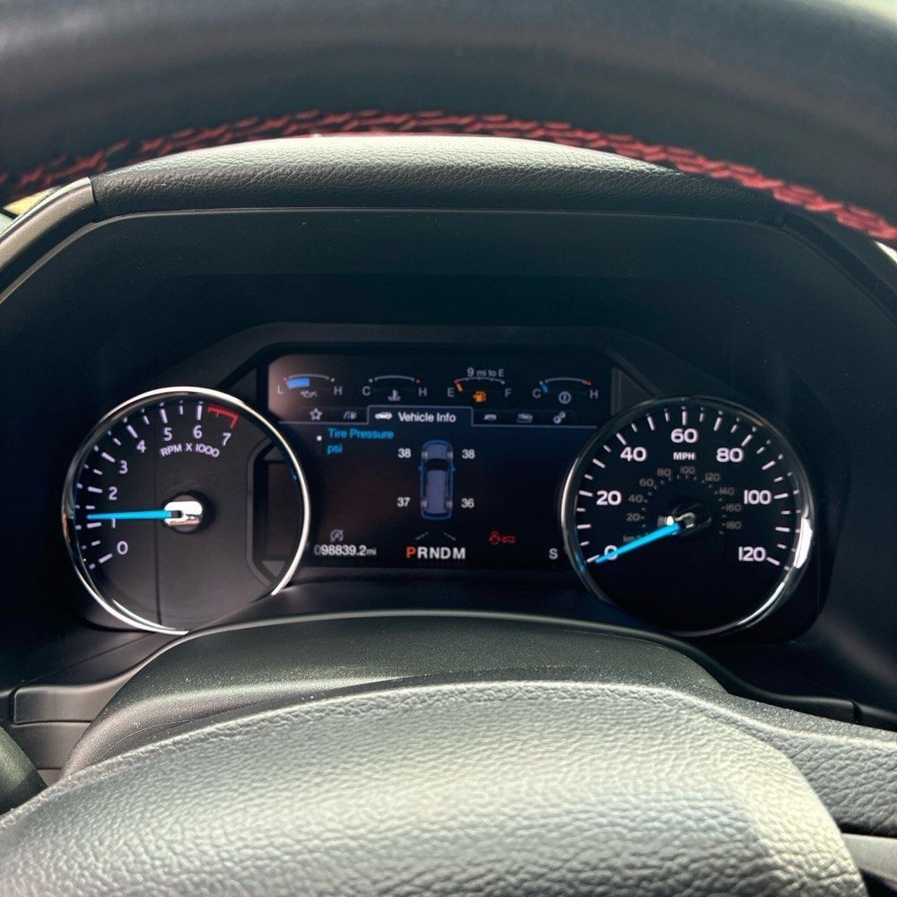 Used 2019 Ford Expedition Limited w/ Equipment Group 303A AWD/4WD image 8