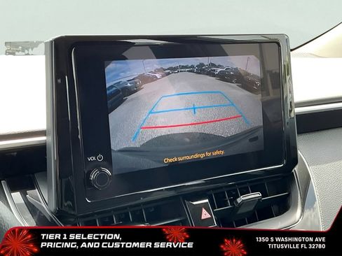 Used 2024 Toyota Corolla LE FWD image 29