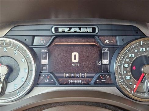 Used 2019 RAM 1500 Limited AWD/4WD image 10