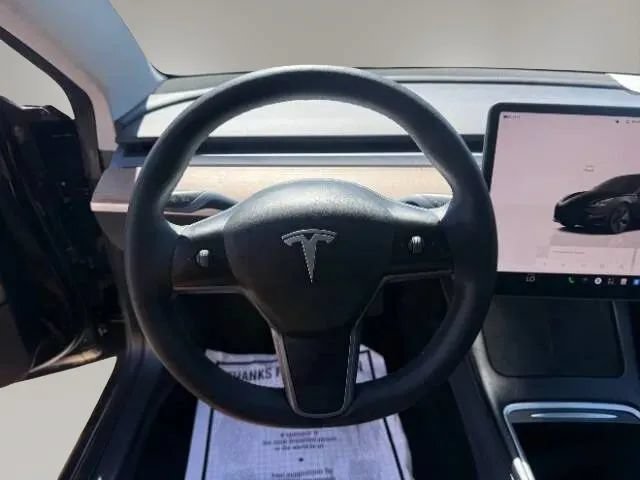 Used 2023 Tesla Model 3 Standard Range RWD image 12