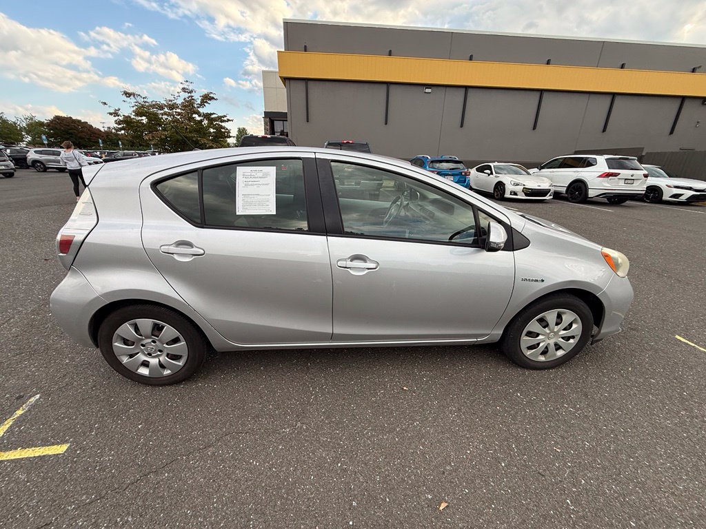 Used 2014 Toyota Prius C Two FWD image 8