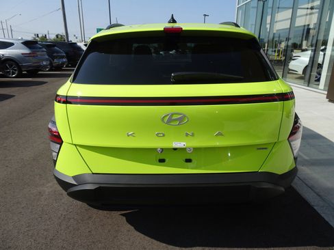 New 2025 Hyundai Kona SEL image 5