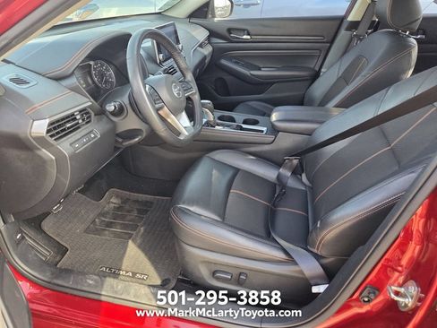 Used 2020 Nissan Altima 2.5 SR FWD image 5
