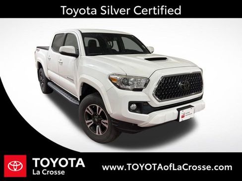 Certified 2018 Toyota Tacoma TRD Sport image 1