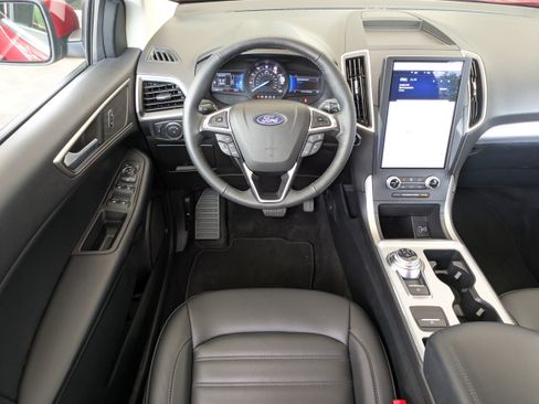 Used 2022 Ford Edge SEL w/ Convenience Package AWD/4WD image 17