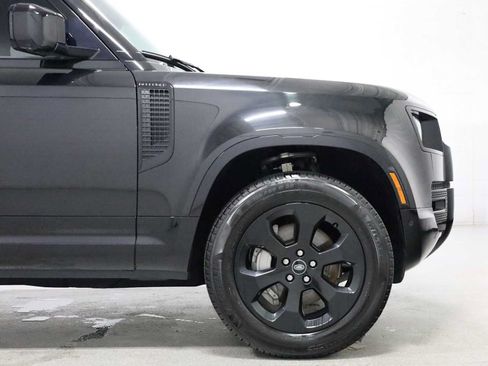 Used 2023 Land Rover Defender 90 X-Dynamic SE AWD/4WD image 11