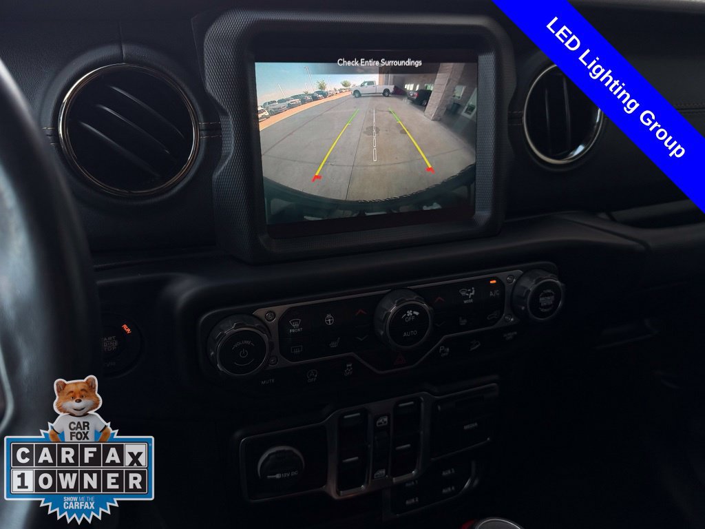 Used 2020 Jeep Wrangler Unlimited Sahara AWD/4WD image 8