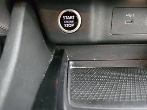 Used 2021 Nissan Rogue SV AWD/4WD image 38