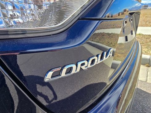 Used 2023 Toyota Corolla LE w/ Carpet Mat Package (TMS) image 11