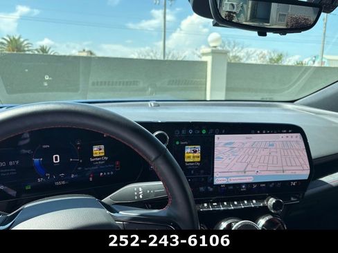 Used 2024 Chevrolet Blazer EV RS RWD image 3