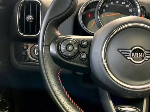 Used 2019 MINI Cooper Countryman SE w/ Driver Assistance Package image 23