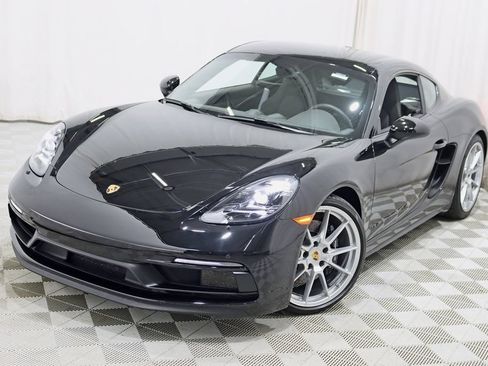 Used 2025 Porsche 718 Cayman GTS RWD image 6
