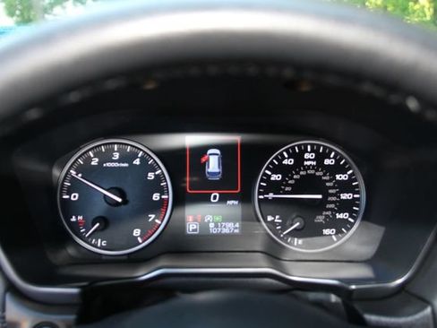 Used 2022 Subaru Outback Limited AWD/4WD image 24