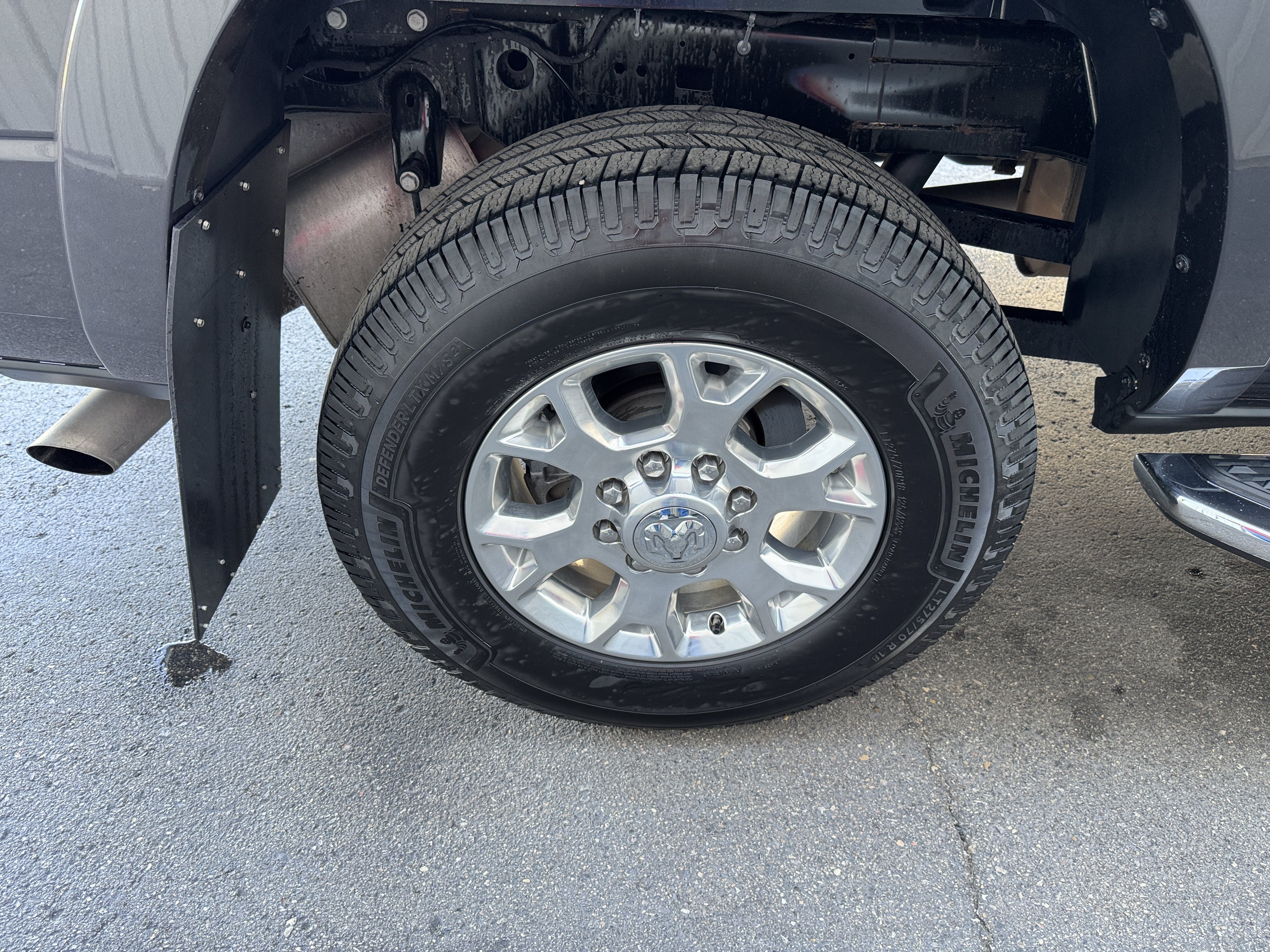 Used 2022 RAM 2500 Laramie AWD/4WD image 45