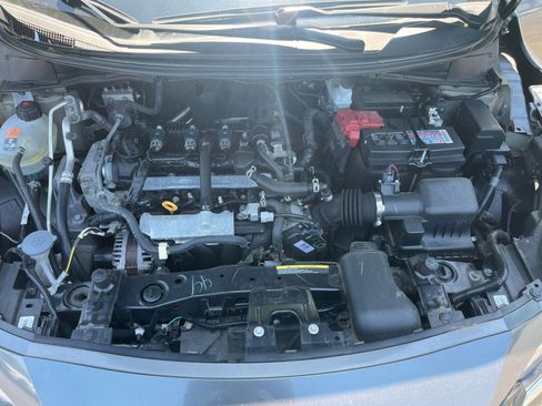 Used 2025 Nissan Versa SV FWD image 30
