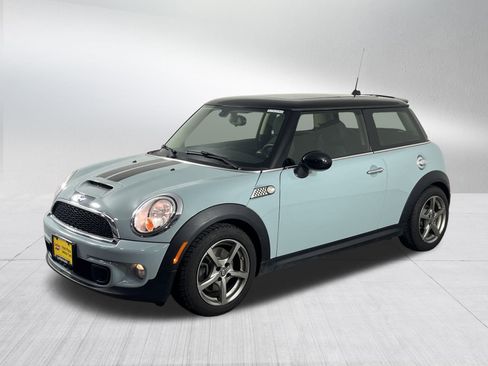 Used 2013 MINI Cooper S image 3