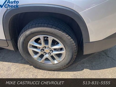 Used 2020 Chevrolet Traverse LT FWD image 5
