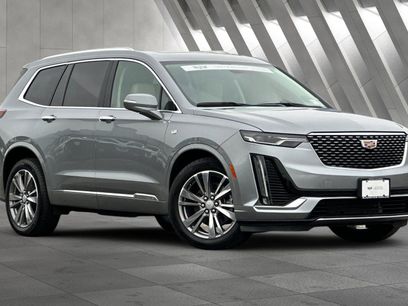 Certified 2025 Cadillac XT6 Premium Luxury