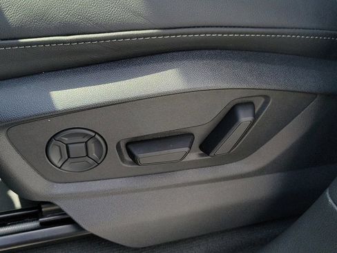 New 2026 Audi Q8 Premium Plus image 18