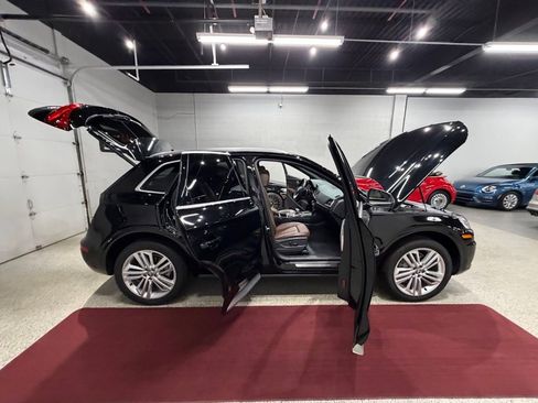Used 2018 Audi Q5 2.0T Premium Plus w/ Premium Plus Package AWD/4WD image 53