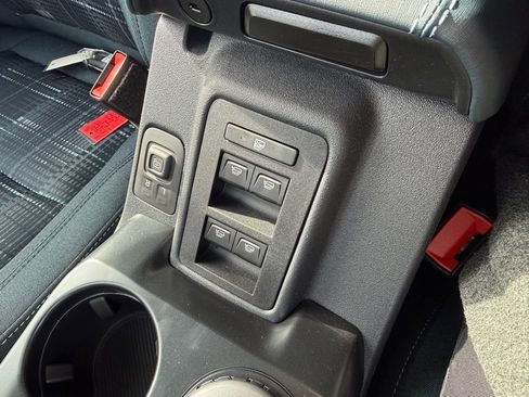 New 2025 Ford Bronco Heritage Edition image 31