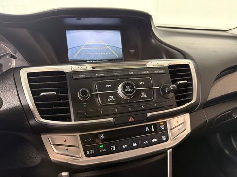 Used 2014 Honda Accord Sport image 16