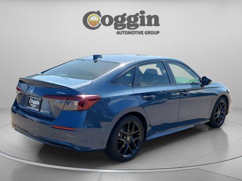 Used 2025 Honda Civic FWD Hybrid Sedan image 6