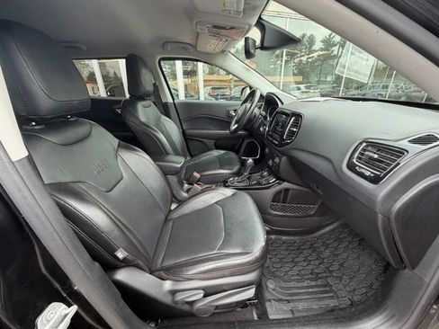 Used 2020 Jeep Compass Limited AWD/4WD image 9