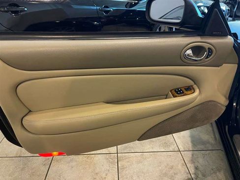 Used 2006 Jaguar XK8 Convertible image 90