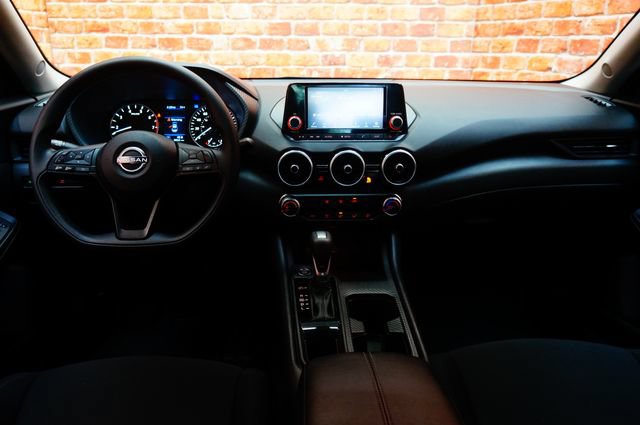 Certified 2025 Nissan Sentra S FWD image 10
