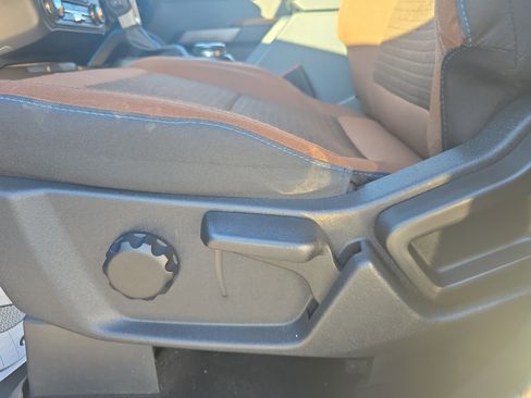 Used 2023 Ford Bronco Outer Banks image 13