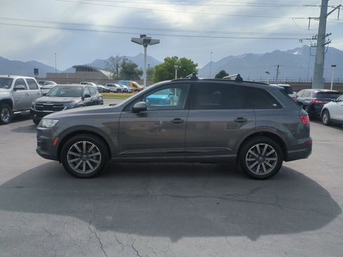 Used 2019 Audi Q7 3.0T Premium Plus AWD/4WD image 3