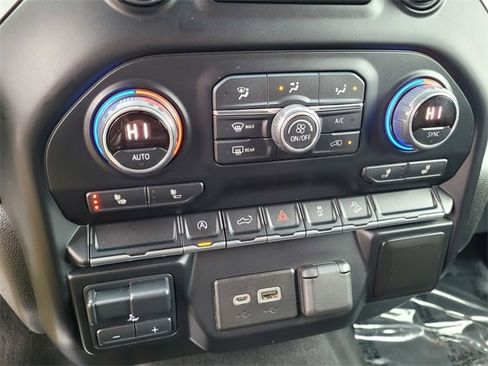 Used 2020 Chevrolet Silverado 1500 LT Trail Boss w/ Convenience Package image 20