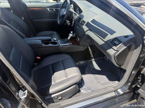 Used 2011 Mercedes-Benz C 300 Sedan image 14