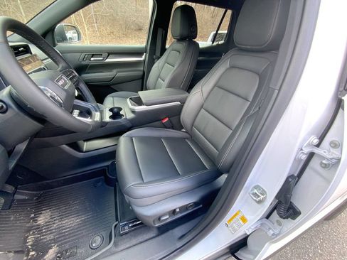 New 2026 GMC Terrain Elevation w/ Elevation Premium Package AWD/4WD image 20