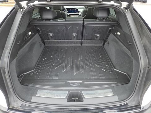 Used 2024 Cadillac Lyriq Sport image 28