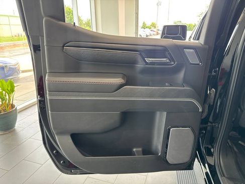 Used 2023 GMC Sierra 1500 AT4X AWD/4WD image 45