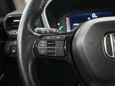 Used 2024 Honda Pilot Elite image 26