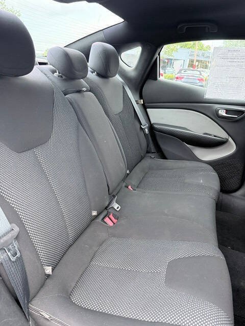 Used 2015 Dodge Dart SXT FWD image 13