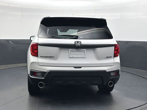 Used 2023 Honda Passport EX-L image 5