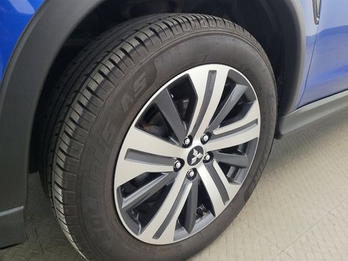 Used 2020 Mitsubishi Outlander Sport ES FWD image 31