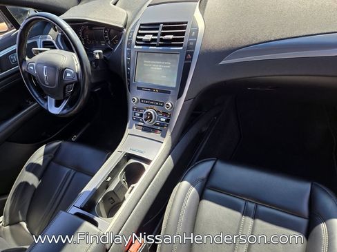 Used 2020 Lincoln MKZ FWD image 16