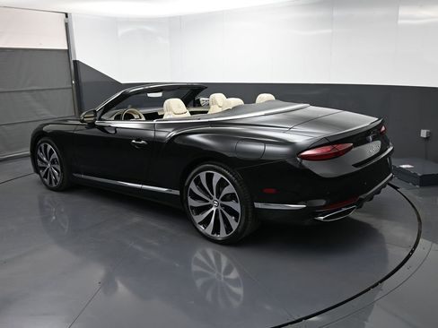 Used 2026 Bentley Continental GTC AWD/4WD image 31