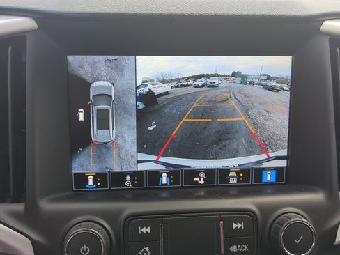 Used 2022 GMC Terrain SLT w/ Infotainment Package II image 30