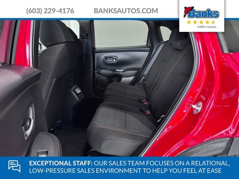 Used 2024 Honda HR-V Sport image 9