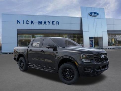 New 2025 Ford Ranger Lariat w/ Black Appearance Package image 8