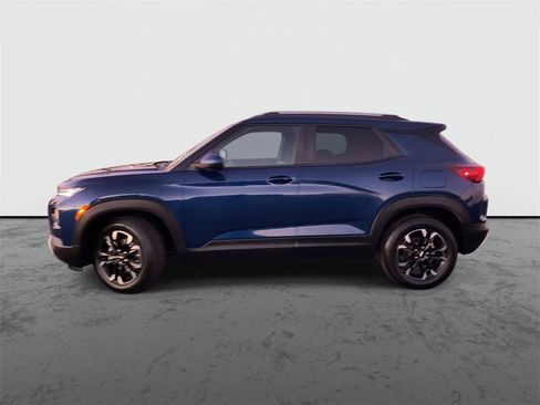 Used 2023 Chevrolet TrailBlazer LT w/ Convenience Package image 5