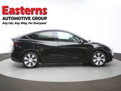 Used 2021 Tesla Model Y Long Range image 43